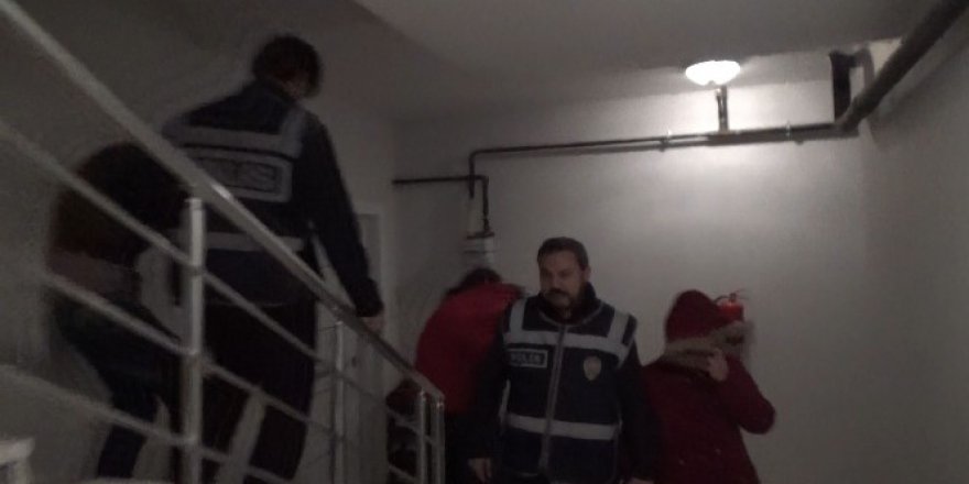 Kahramanmaraş'ta apartmana fuhuş baskını 5 kişi gözaltında