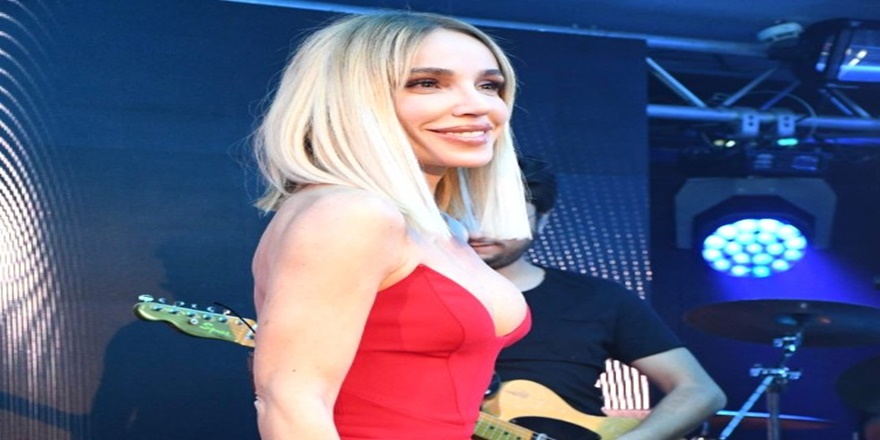 Gülşen Uludağ'da Coşturdu