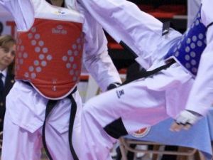 TÜRK SPORCU MÜSABAKADA HAYATINI KAYBETTİ