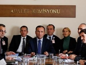 YARGI PAKETİ Mİ YOKSA AK-LAMA PAKETİMİ