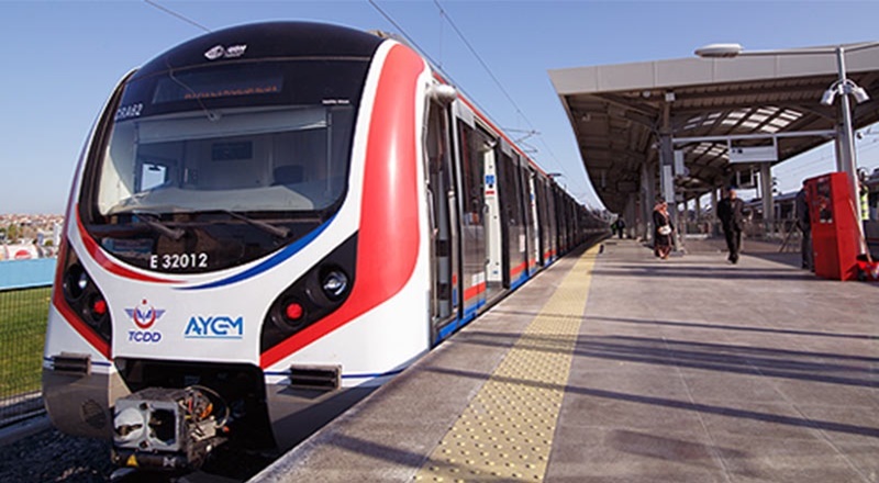 Halkalı- Gebze Hattı Çocuk Oyuncağına Döndü