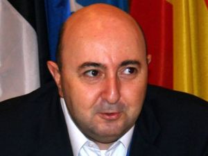 İsmet Berkan, tekme atıp ölümüne neden olduğu köpek için “inşallah ölür" dedi.