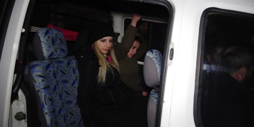 İYİ Partili Mine Koraş Gözaltına Alındı