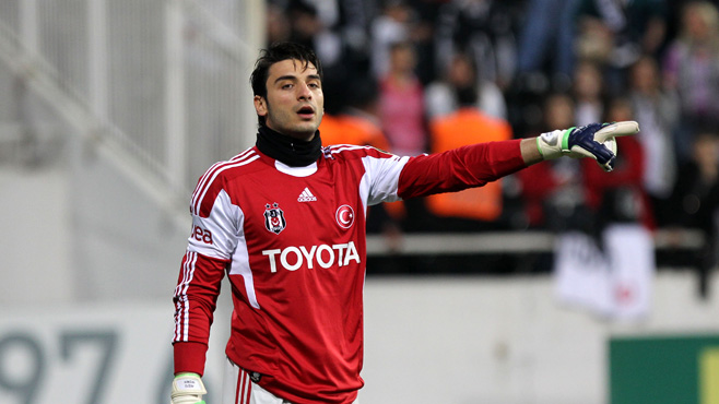 BEŞİKTAŞ'IN YILDIZI FENALAŞTI HASTANEYE KALDIRILIYOR