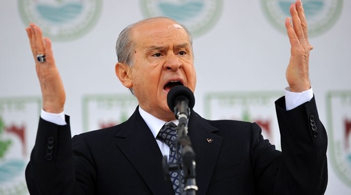BAHÇELİ'DEN BÜYÜK GAF