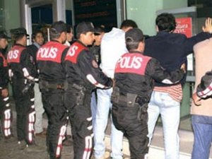 İSTANBUL'DA SIKIYÖNETİM UYGULAMASI