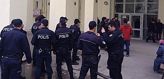 Sakarya'da Çocuğa Tecavüz Davasında, Polis Müdürüne 28 Yıl Hapis
