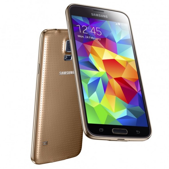 Samsung Galaxy S5, Galaxy S4 ve iPhone 5′ten Ne Kadar Farklı?