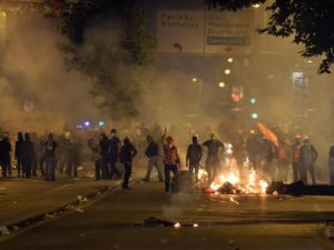 AKP'DEN SAHTE KABATAŞ GÖRÜNTÜLERİ