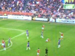 Benfica son dakika golüyle yıkıldı..