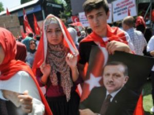 Almanya'da Erdoğan'a destek mitingi