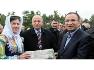 BAKAN BOZDAĞ'I YUHALADILAR