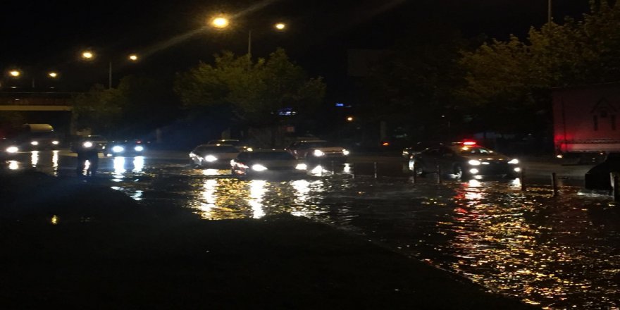 Eskişehir'de Dolu ve Sağanak Hayatı felç Etti