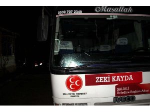 Mhp'li Başkan Adayının Konvoyuna Taşlı Saldırı