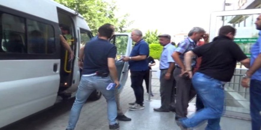 Denizli'de 400 Bin Lira Dolandıranlar yakalandı