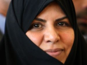 İran’ın tek kadın bakanı kovuldu