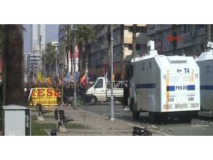 İZMİR'DE BERKİN TÖRENLERİNE POLİS SALDIRISI