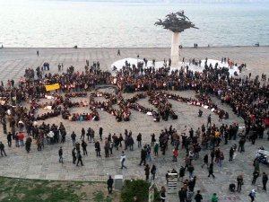 BERKİN İÇİN "İNSANLIK ZİNCİRİ" EYLEMİ