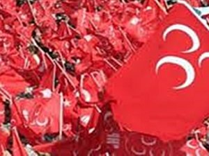 MHP BAYRAĞINI YAKANA 6 YIL HAPİS