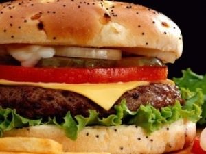BURGER KİNG, AT ETİ YEDİRMİŞ!