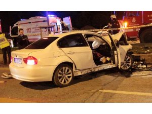 İSTANBUL'DA FECİ KAZA 4 ÖLÜ