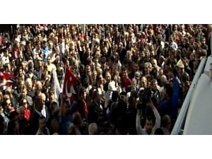 YSK ÖNÜNDE TOMA'LI MÜDAHALE