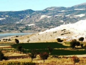 Mezarımızı Taştan Oymayın!