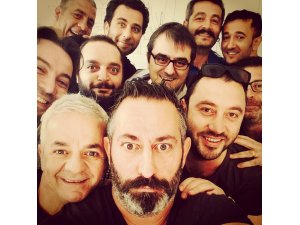 CEM YILMAZ'DAN SELFİE İÇİN TÜRKÇE İSİM