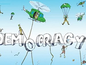 DEMOKRASİ LİSTESİNDE SINIFTA KALDIK