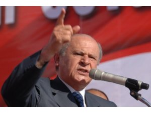 BAHÇELİ: İRANLI ŞARLATANI HAYIRSEVER İLAN ETTİ
