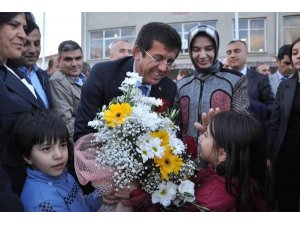 BAKAN ZEYBEKCİ: "SEÇİM BARAJI KALDIRILMALI"