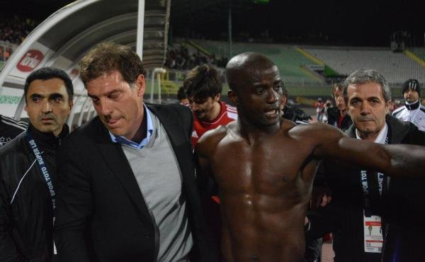 MAÇIN HAKEMİNE SİNİRLENEN BİLİC AĞLADI