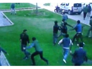 BIÇAKLI KAVGA GÖRÜNTÜLERİ MOBESE'DE