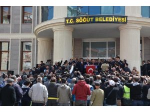 BAHÇELI: YENİ BİR FETİH İÇİN DEMOKRASİ SEFERİ