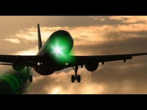 Yolcu Uçağına Lazer Tutan 2 Kişi Yakalandı