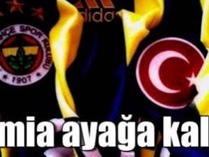 Camia ayağa kalktı!