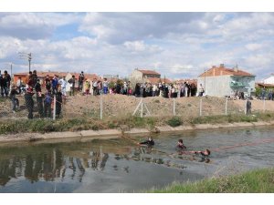 14 YAŞINDA 2 KIZ ÇOCUĞU İNTİHAR ETTİ