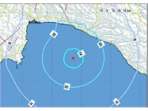 ANTALYA YİNE SALLANDI