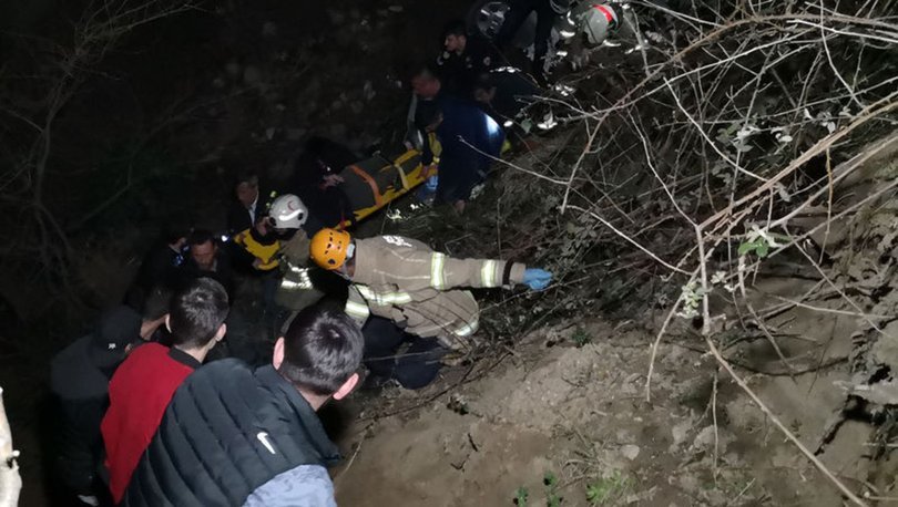 BURSA DA ALKOLLÜ SÜRÜCÜ SAĞLIK GÖREVLİLERİNE SALDIRDI