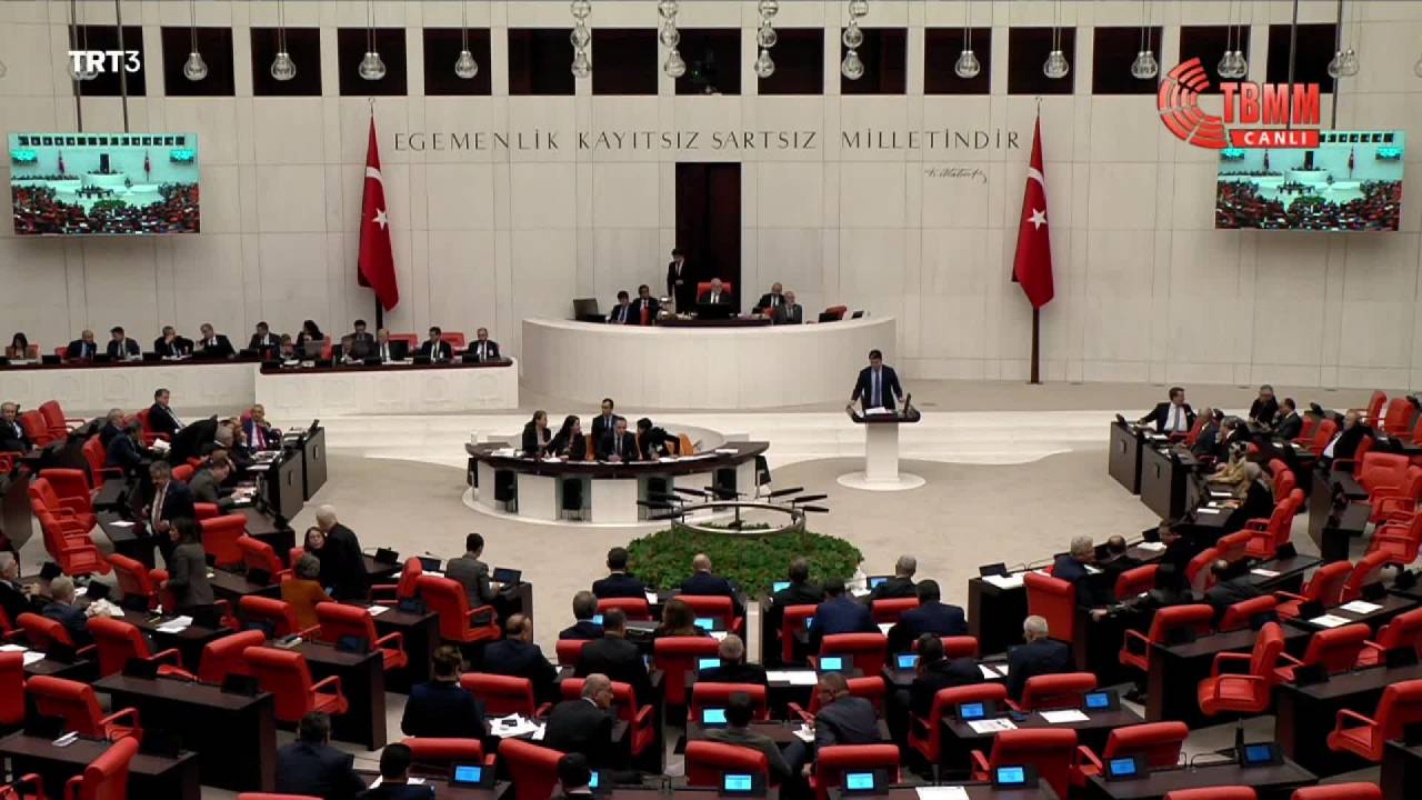 Onursal Adıgüzel: "bu Millet Halkın İradesine Uymazsanız Sizişamar Oğlanına Çevirir"