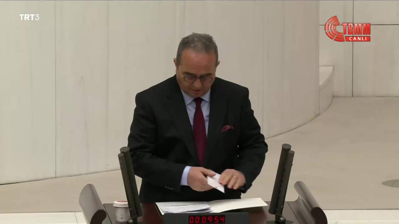 Bülent Tezcan: "rehin Alınan Hakimler Var, Sadece Talimat İle Hareket Eden Hakimler Değil"