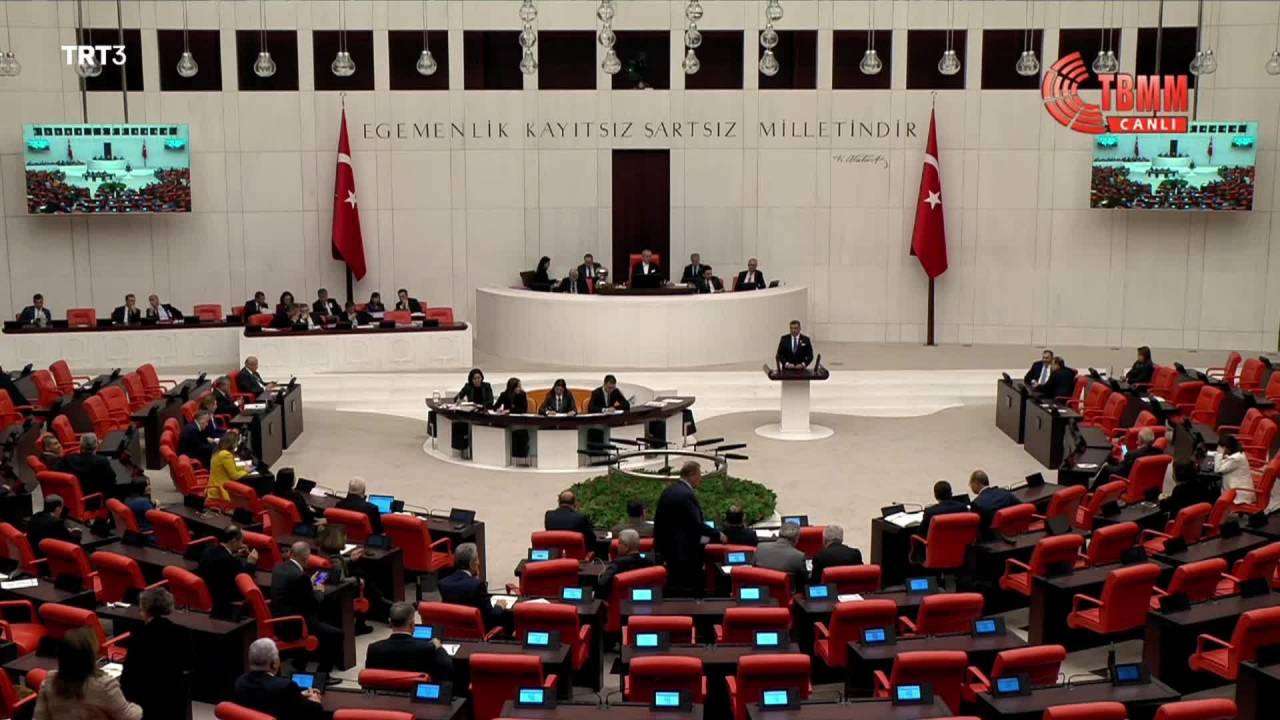 Gürsel Erol: “ak Parti Kurulduğu Zihniyette Değil. Saadet Zincirine Dönüştü”