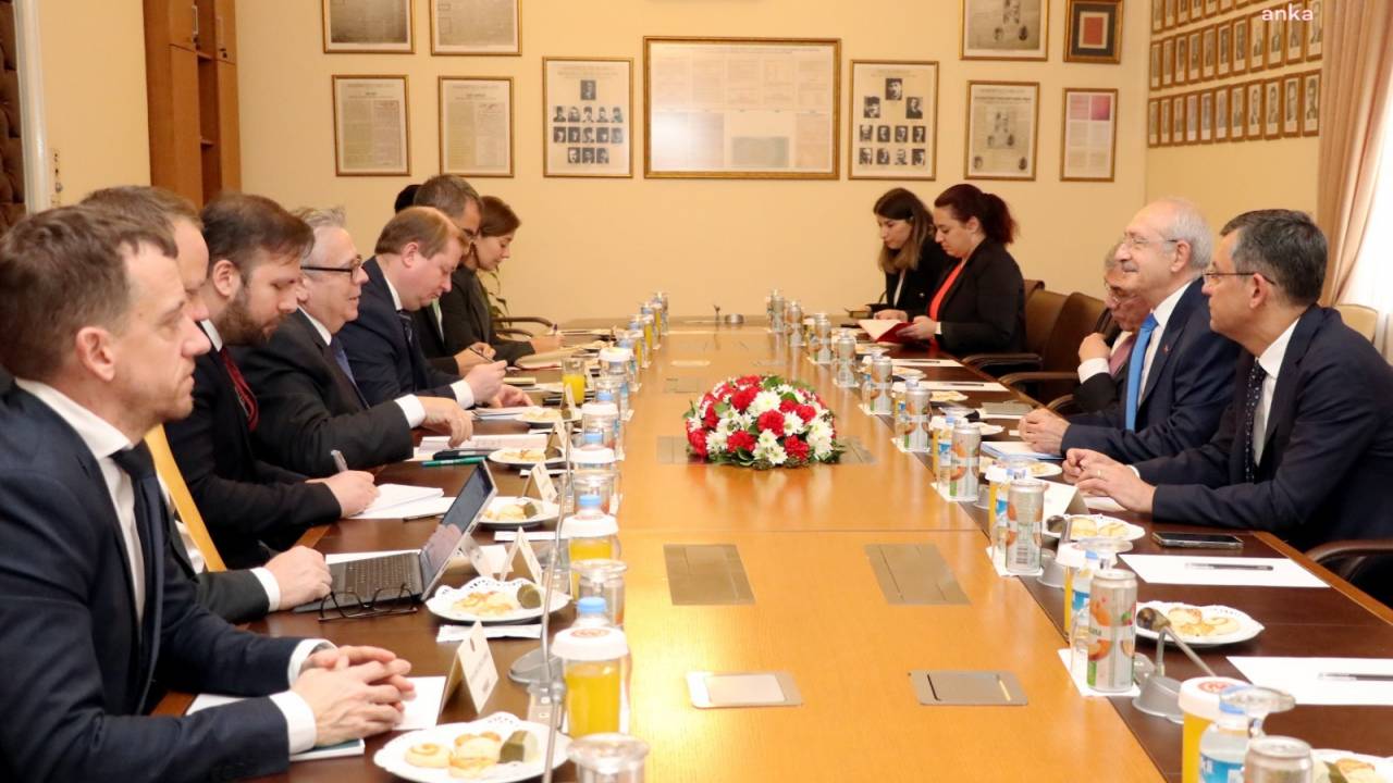 Kılıçdaroğlu, Avrupa Parlamentosu Türkiye Raportörü Nacho Sanchez Amor İle Tbmm’de Görüştü