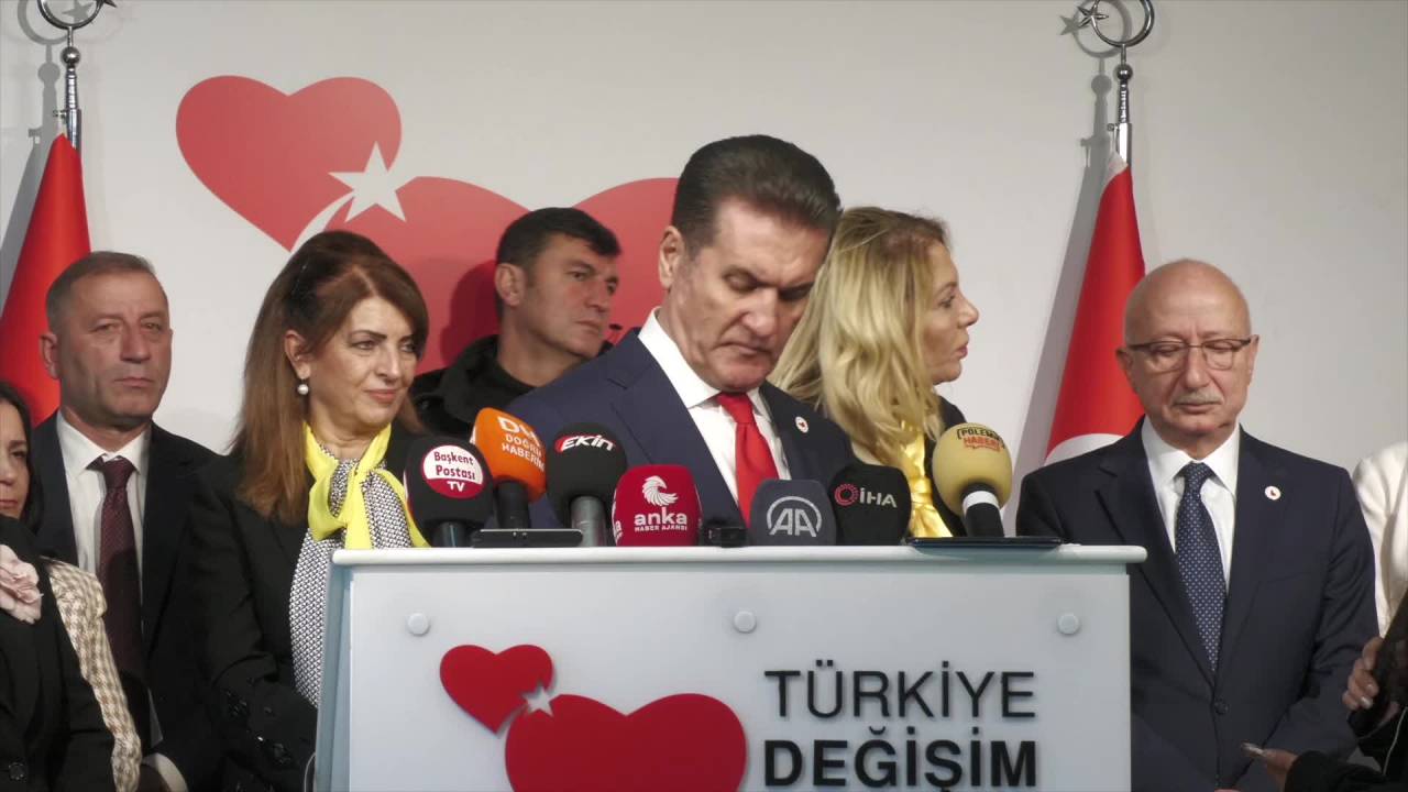 Mustafa Sarıgül: "bir Siyasi, Bir Başka Partiyi Popülist Politika Yaparak Dışarıdan Yönetmeye Kalkmamalıdır”