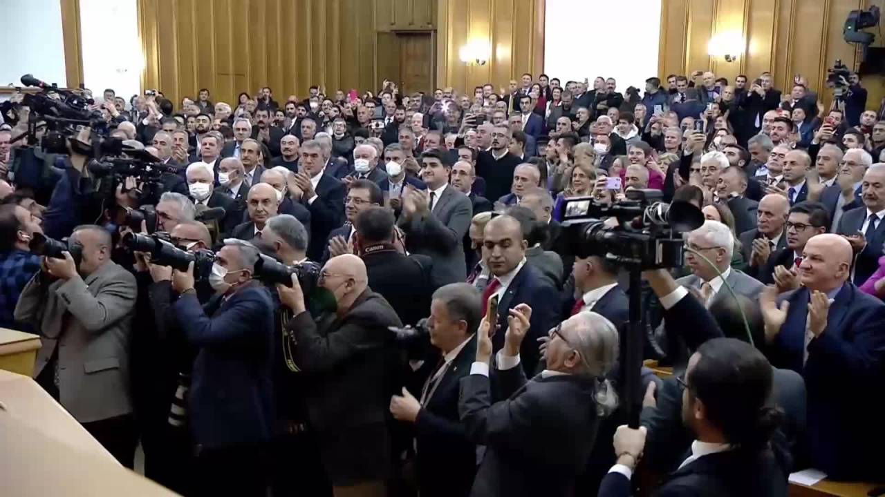 Kılıçdaroğlu: “imamoğlu Size Büyük Lokmadır, Boğazınıza Takılır, Boğulursunuz. Boğarız Sizi, Boğarız”