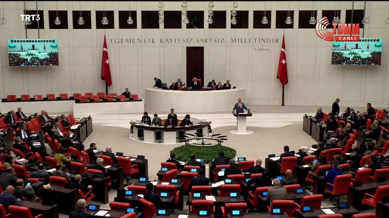 Chp, İşsizliğin Nedenlerinin Araştırılması İçin Verdiğiönerge, Akp Ve Mhp’li Vekillerin Oylarıyla Reddedildi