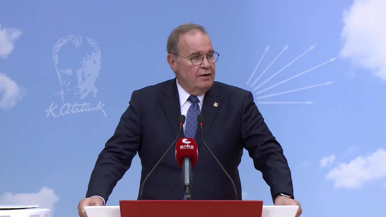 Faik Öztrak: "sizin Sırtınızdaki Küfede Beşliçete Var"