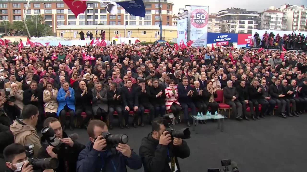 Ahmet Davutoğlu: “sizin Senaryolarda Ne Yazarsa Yazsın, Milletin Kaderinde Altılı Masa Olacak”