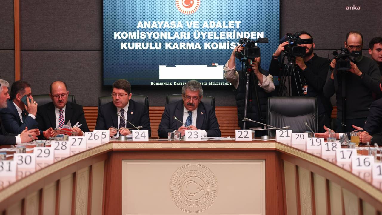 Chp Ve Hdp, Dokunulmazlık Dosyalarında Hazırlık Komisyonu Çalışmalarına Da Katılmayacak