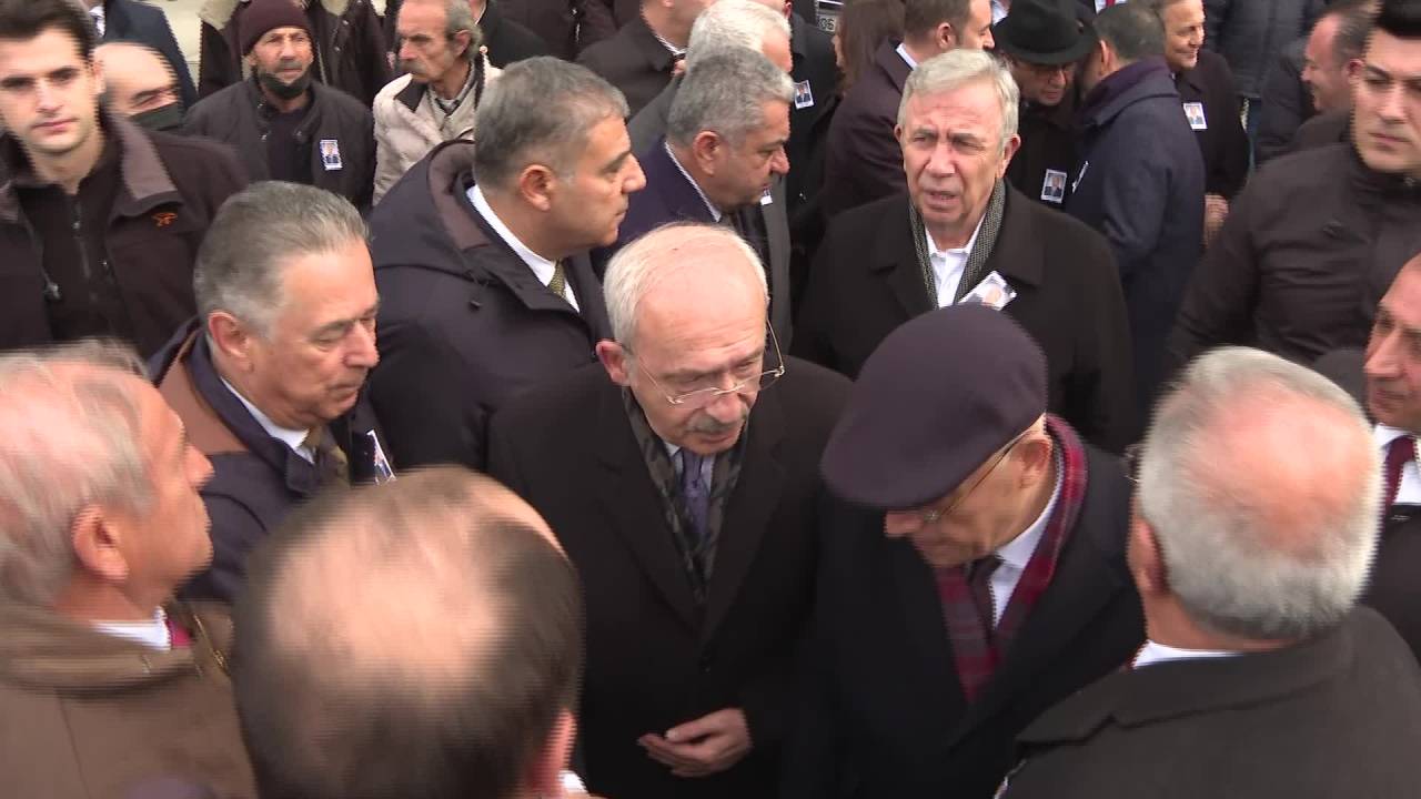 Kılıçdaroğlu’nun Dayısı Ali Gündüz, Son Yolculuğuna Uğurlandı